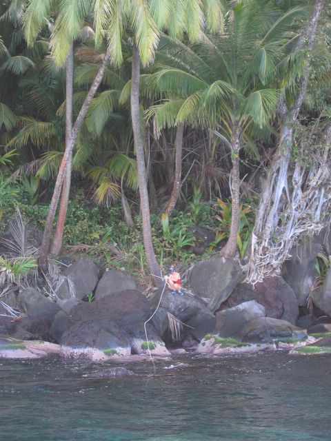 Taking a stern line, Chateaubelair, St. Vincent